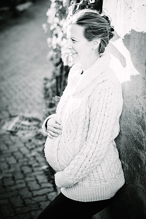 16-Vanessa-maternity-3589-bw